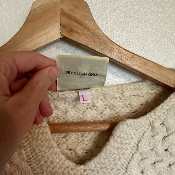 Connemara Knitwear sweater. Merino wool. Large. Made in Ireland - Picture 6 of 6